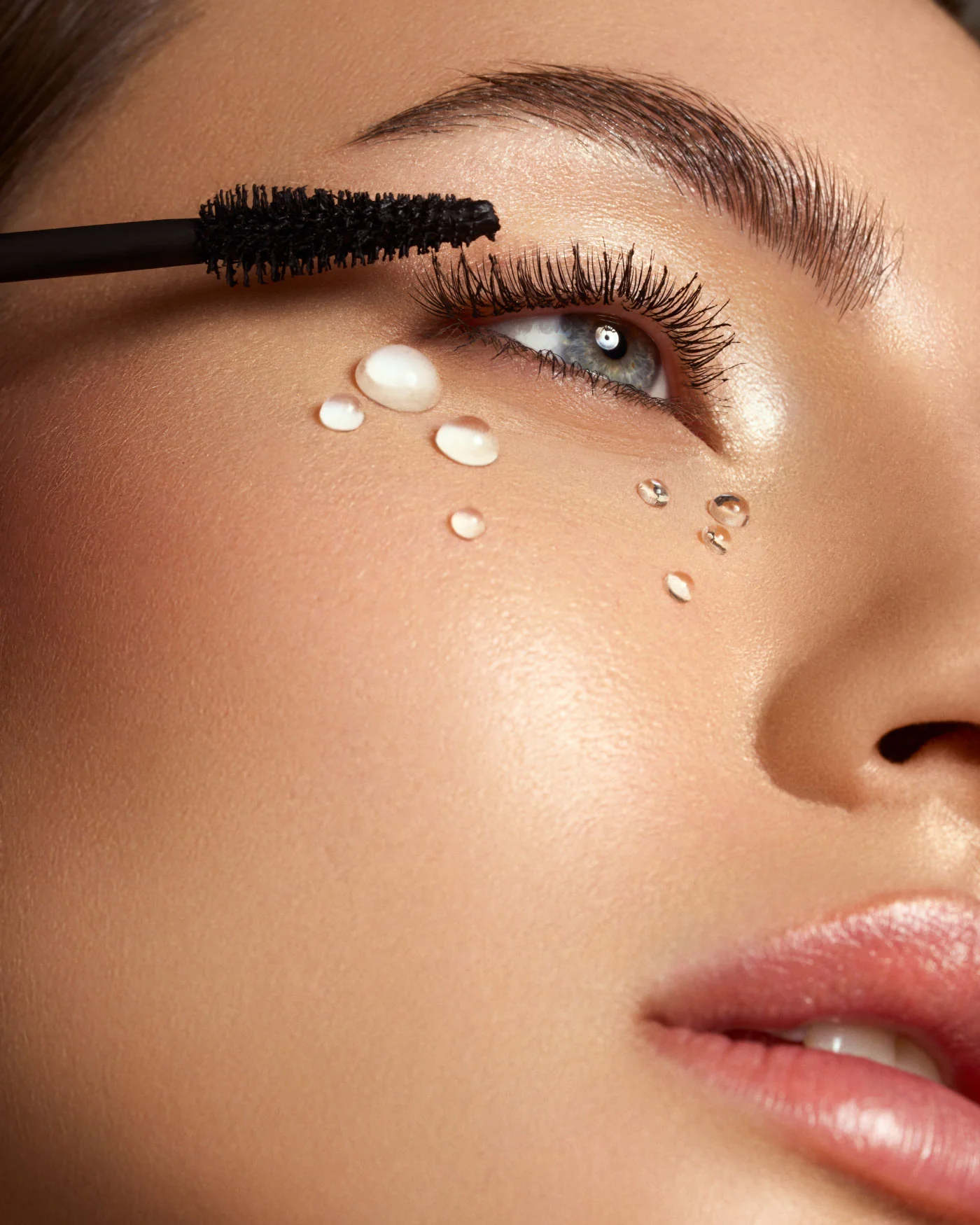 SET ESTATE - Beach Touch Up: 2 Prodotti Skin + 1 Mascara Waterproof - Image 2